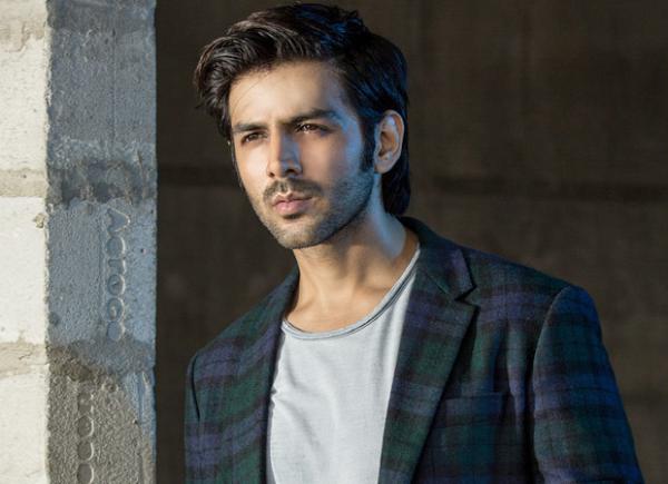  WHAT? Now Kartik Aaryan quits IIFA film Crazy Hum 