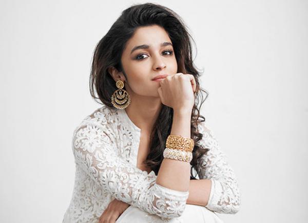  Here’s why Kashmir has to be recreated in Mumbai for Alia Bhatt starrer Raazi 